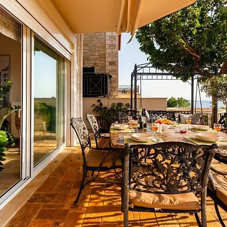 Sunset Paradise - Verga's Utimate Seaview Getaway *