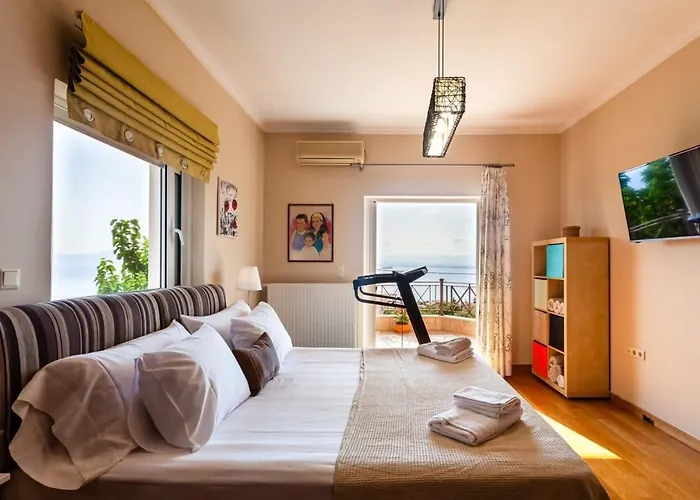 Sunset Paradise - Verga's Utimate Seaview Getaway * Mikrá Mandínia