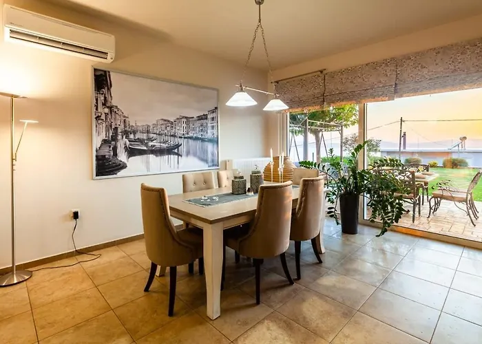 Sunset Paradise - Verga's Utimate Seaview Getaway וילה Mikrá Mandínia